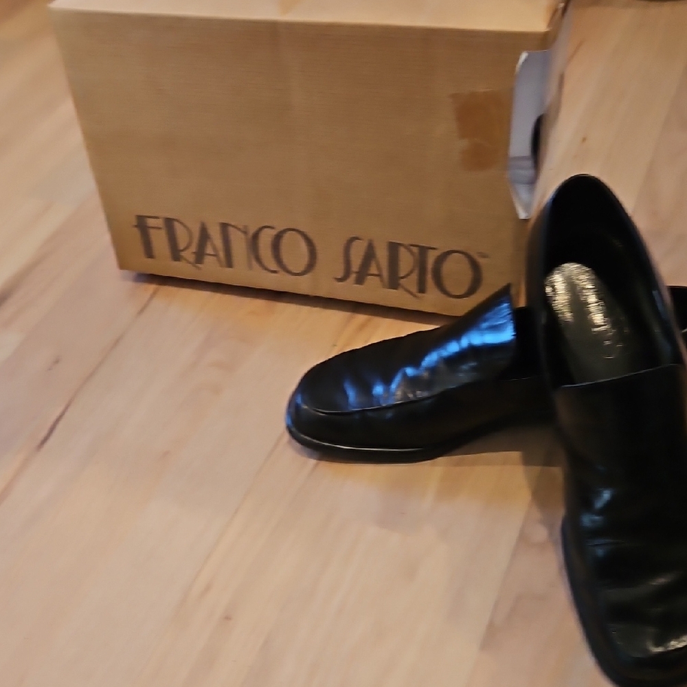 Franco Sarto Women's Classic Black Loafers